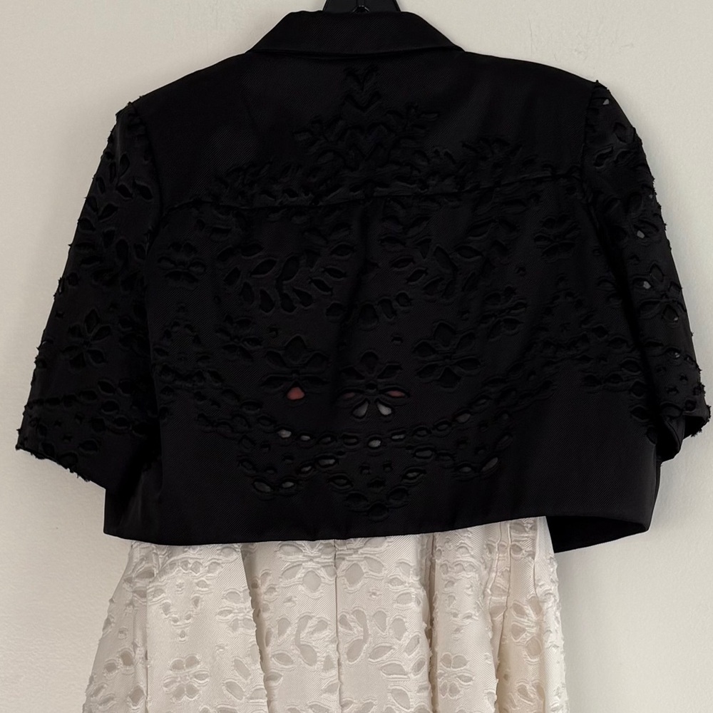 Carolina Herrera Elegant 100% Silk Long Dress With Cropped Jacket Size 10 - Picture 12 of 12